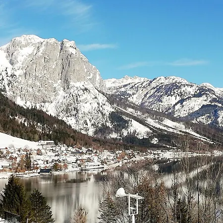 Ferienhaus Steirer - Bus100 Ferienhaus Grundlsee
